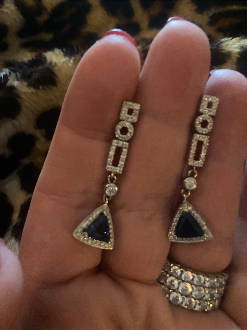 Gorgeous 14 kt white gold diamond and sapphire earrings. Natural stones!